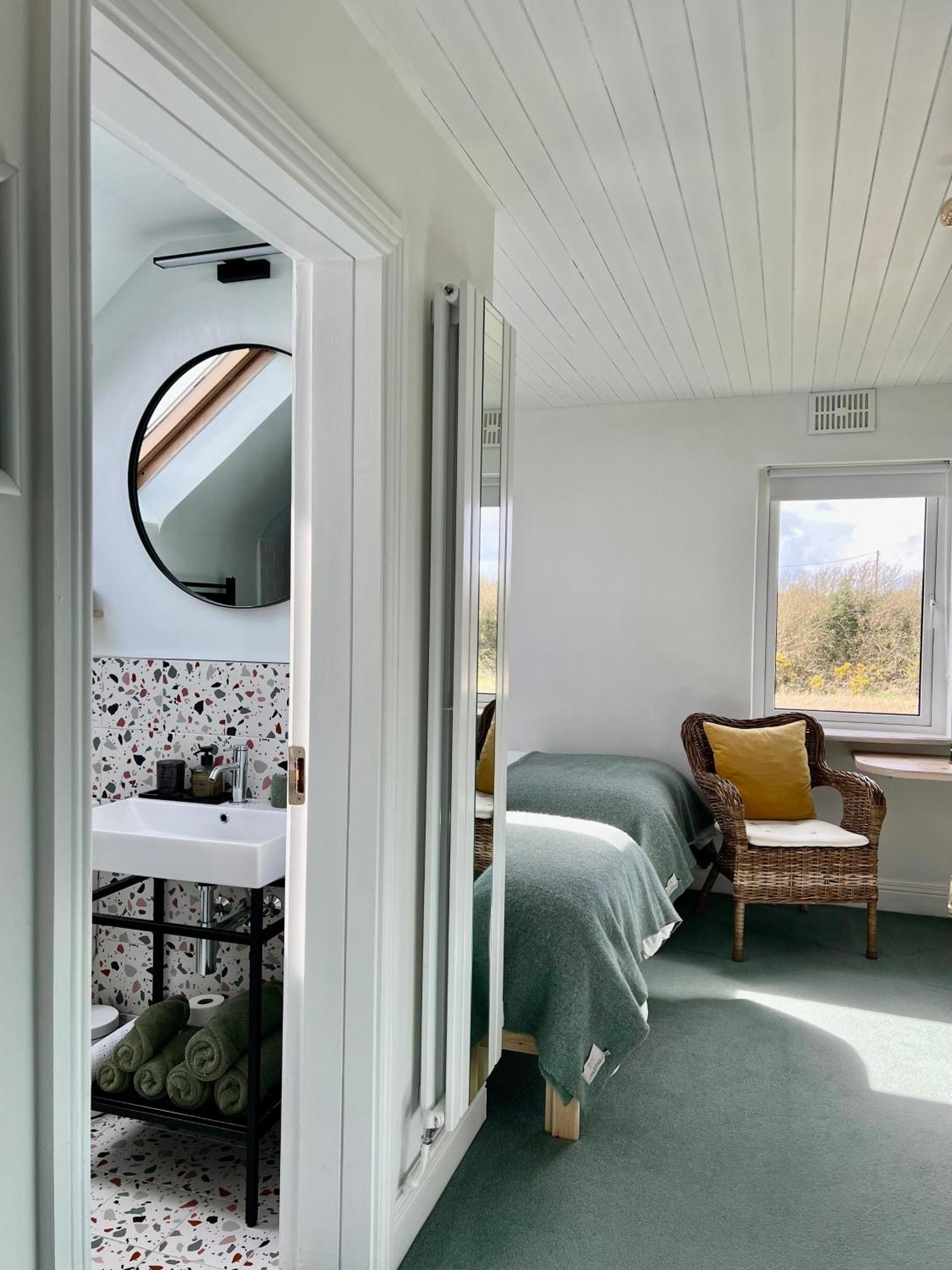 Thistledown Lodge Fethard on Sea Zewnętrze zdjęcie